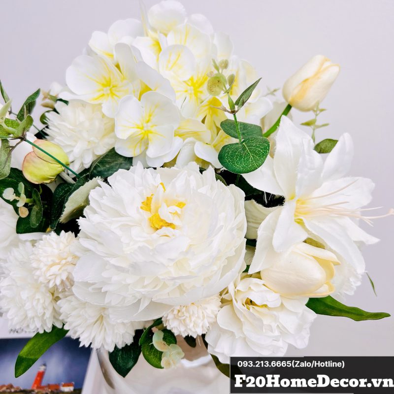 Bình Hoa Mẫu Đơn Quý Phái